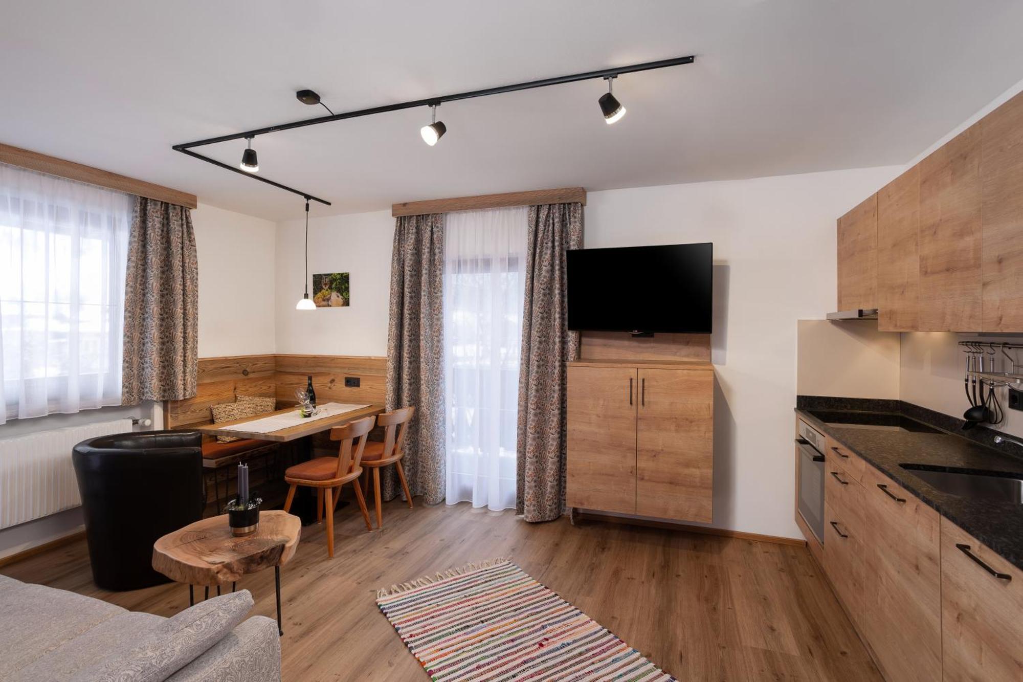 Appartamento Ella's Fusch an der Grossglocknerstrasse Esterno foto